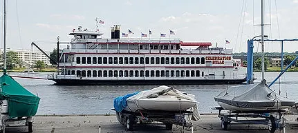 Boat.jpg